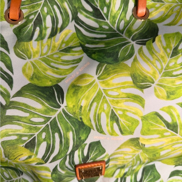 Dooney & Bourke Palm Montego Addison Medium Tote 
Made of Nylon and Leather - Picture 4 of 11